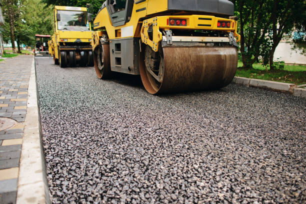 Best Driveway Paving Company  in Edgemont Park, MI